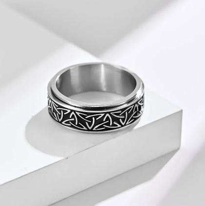 Celtic Knot Band - Silver